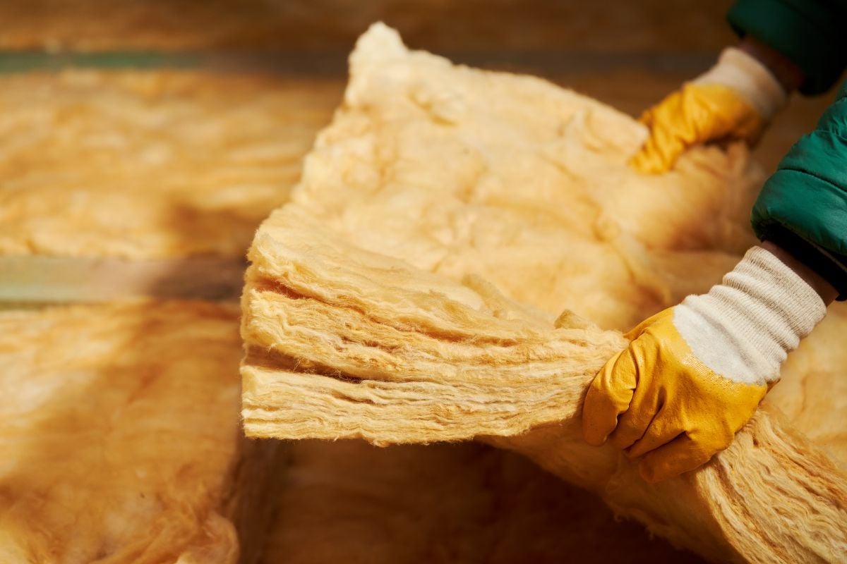 Shellac Insulation 3 Attic Insulation Types (Pros, Cons & R-Values)