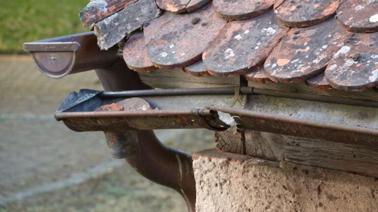 gutter repair cost damaged broken on one side